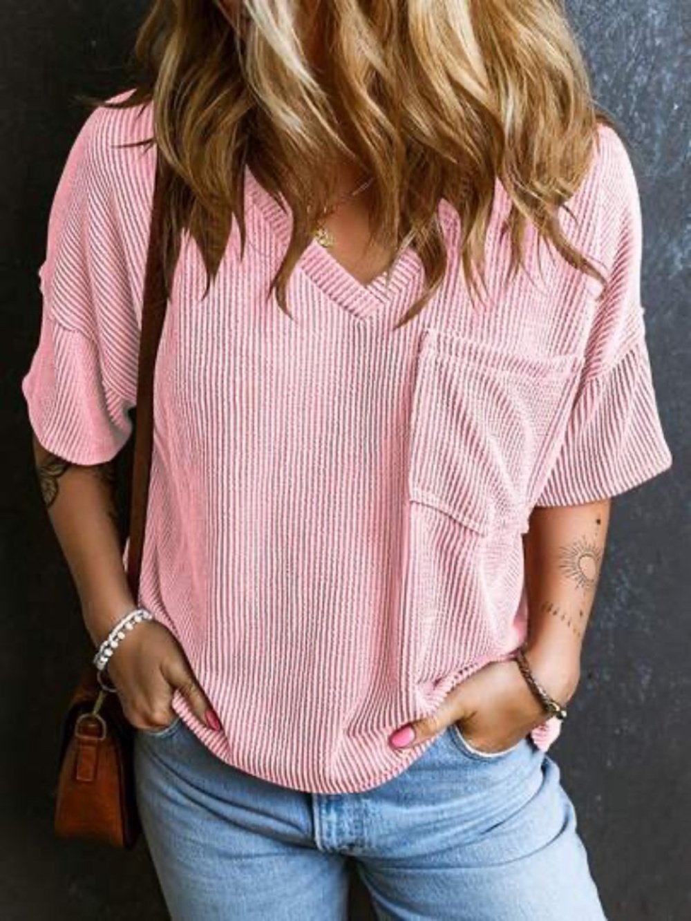 V-Neck Loose Twist Pocket Short Sleeve T-Shirt